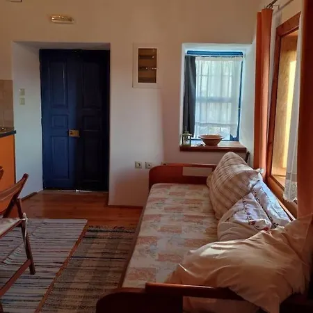 Omorfo House Nyaraló Aszklipiío