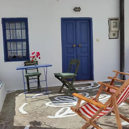 Omorfo House Case de vacanță *