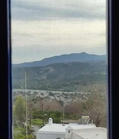Сasa de vacaciones Omorfo House *
